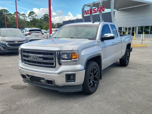 Used 2014 GMC Sierra 1500 SLT w/ SLT Preferred Package AWD/4WD image 5