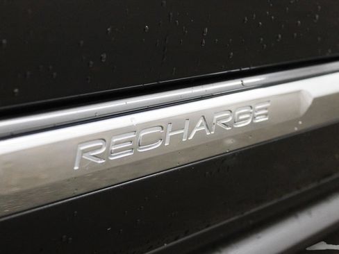 Used 2023 Volvo XC90 T8 Ultimate w/ Protection Package Premier AWD/4WD image 46