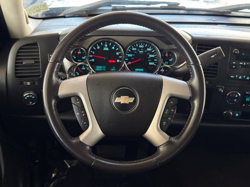 Used 2009 Chevrolet Silverado 1500 LT w/ Regional Value Package RWD image 18