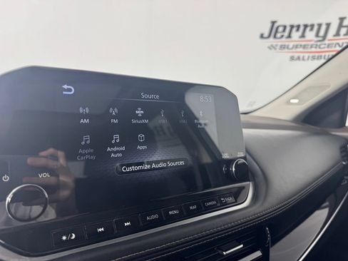 Used 2023 Nissan Rogue SL w/ SL Premium Package AWD/4WD image 15
