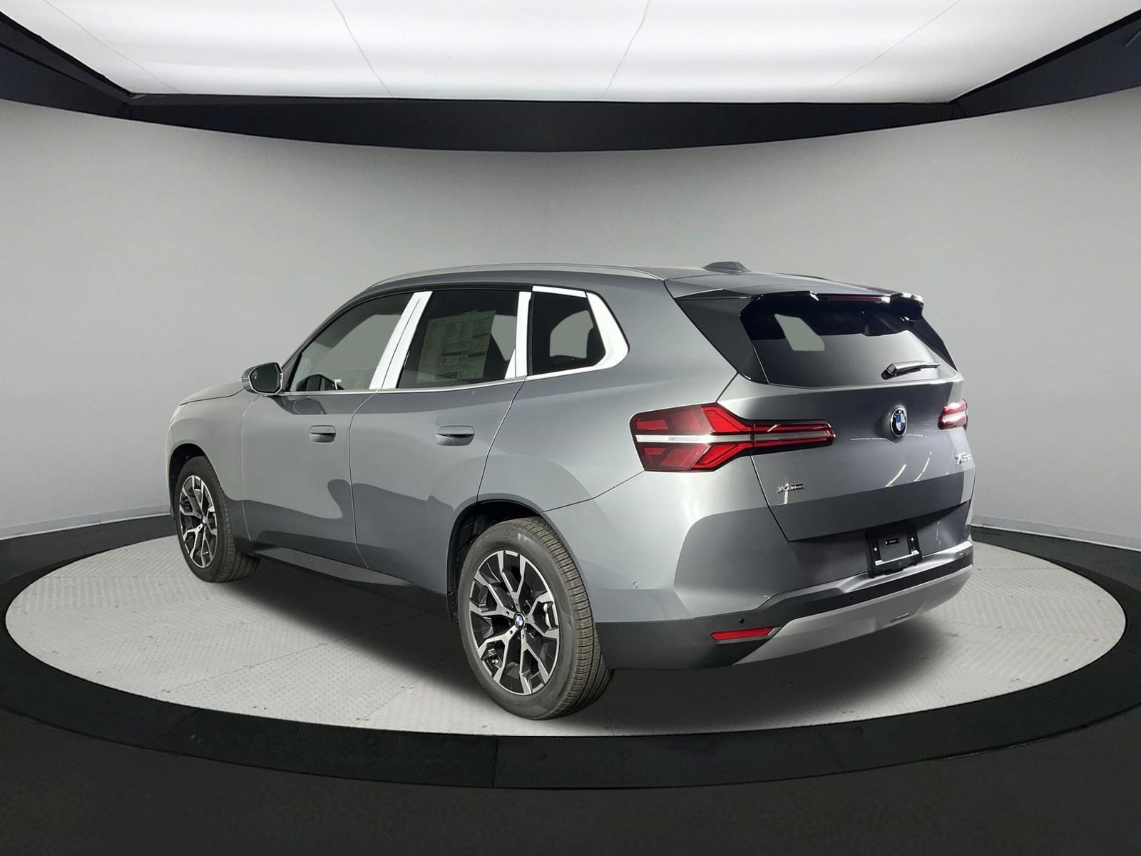 Used 2026 BMW X3 xDrive30i w/ Premium Package AWD/4WD image 6