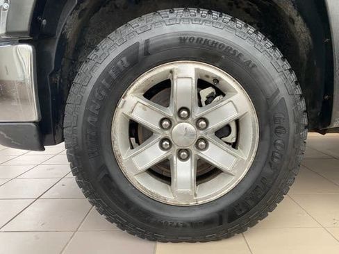 Used 2011 GMC Sierra 1500 SLE w/ Power Tech Package AWD/4WD image 29