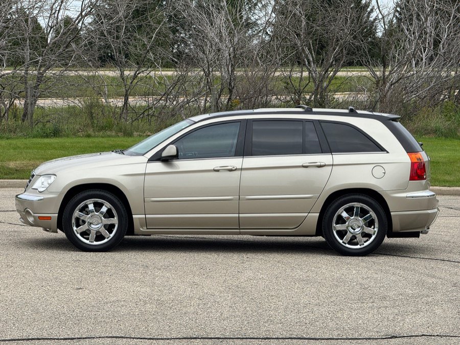 Used 2007 Chrysler Pacifica Limited FWD image 3