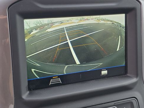 Used 2019 Chevrolet Silverado 1500 Custom Trail Boss image 3