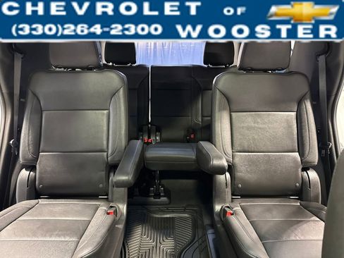 Used 2022 Chevrolet Tahoe Z71 w/ Luxury Package image 14