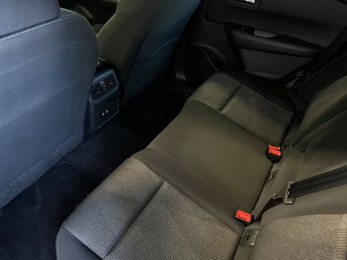 Used 2024 Nissan Rogue SV AWD/4WD image 12