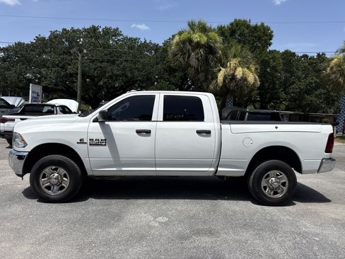 Used 2018 RAM 2500 Tradesman w/ Chrome Appearance Group AWD/4WD image 2