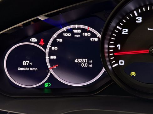 Certified 2023 Porsche Cayenne AWD/4WD image 52