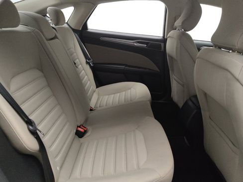 Used 2018 Ford Fusion S image 19