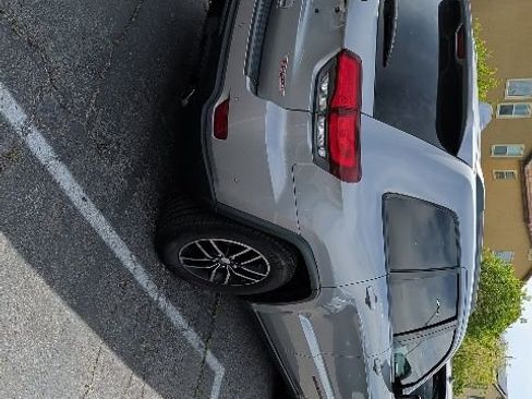 Used 2017 Jeep Grand Cherokee Trailhawk w/ Trailhawk Luxury Group image 4