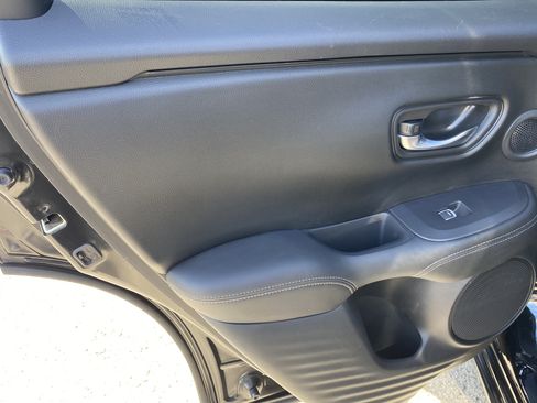 Used 2024 Honda HR-V EX-L image 20