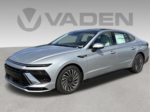 New 2026 Hyundai Sonata SEL FWD image 1