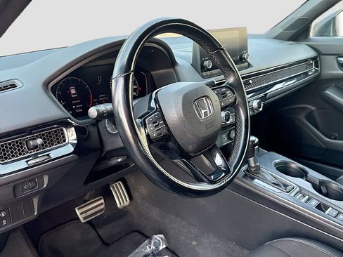 Used 2022 Honda Civic Sport image 9