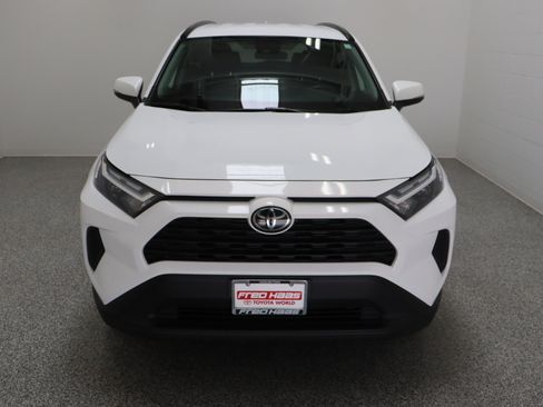 Certified 2025 Toyota RAV4 LE AWD/4WD image 3