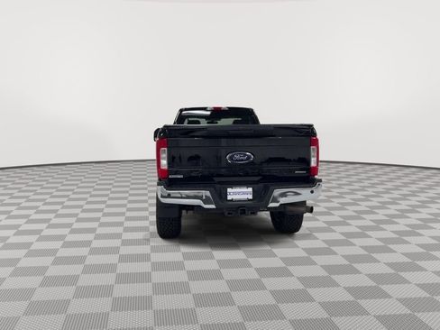 Used 2017 Ford F250 XLT w/ XLT Value Package AWD/4WD image 7
