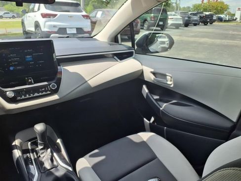 Used 2023 Toyota Corolla LE image 11