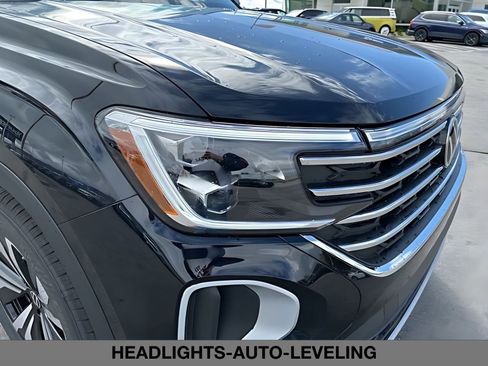 New 2026 Volkswagen Atlas SE image 10