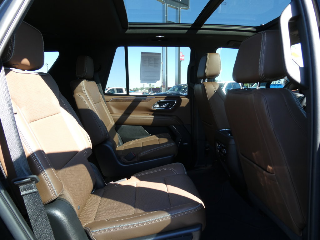 Certified 2022 Chevrolet Tahoe High Country AWD/4WD image 17