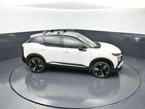 New 2026 Nissan Kicks SR FWD image 20