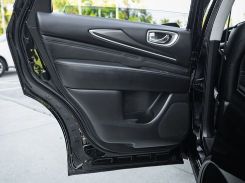 Used 2020 INFINITI QX60 Luxe w/ Essential Package image 33