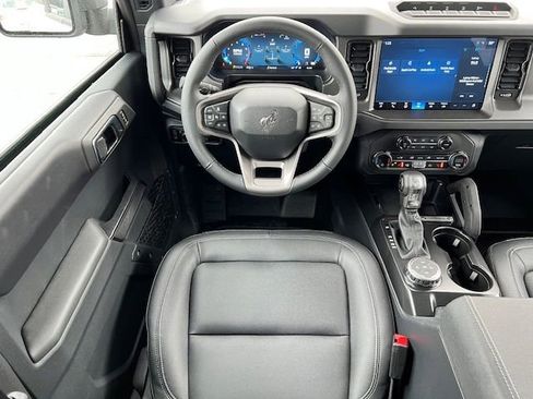 New 2025 Ford Bronco Badlands image 29