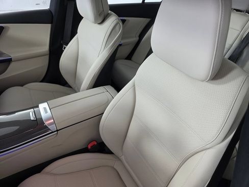 New 2026 Mercedes-Benz C 300 Sedan image 8