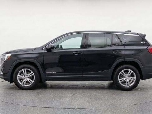 Used 2024 GMC Terrain SLE FWD image 5