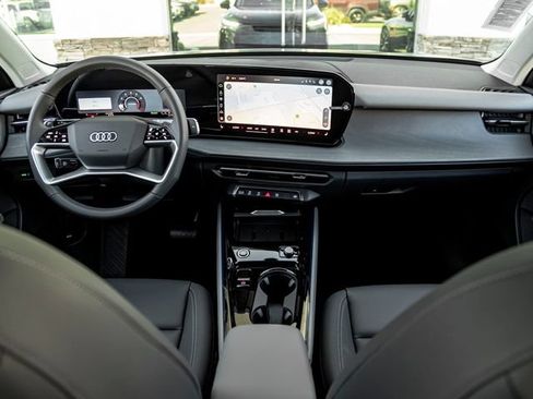 New 2026 Audi Q3 quattro 2.0T AWD/4WD image 18