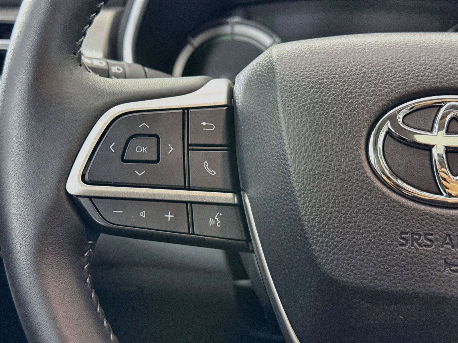Certified 2026 Toyota Highlander XLE AWD/4WD image 18
