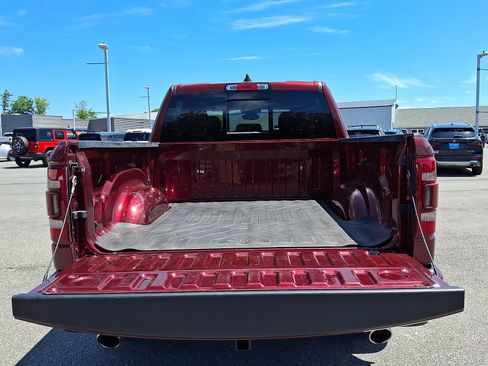 Used 2022 RAM 1500 Big Horn AWD/4WD image 29