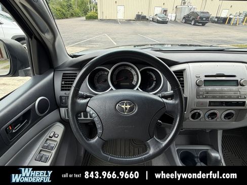 Used 2011 Toyota Tacoma 4x4 Double Cab w/ SR5 Pkg #2 image 21