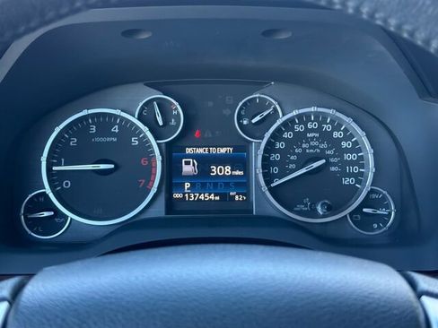 Used 2015 Toyota Tundra Limited w/ Limited Premium Package AWD/4WD image 29
