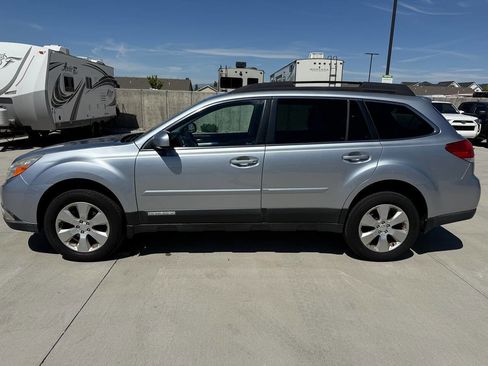 Used 2012 Subaru Outback 2.5i Premium AWD/4WD image 6