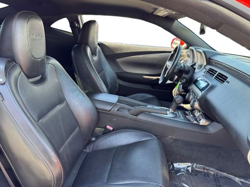 Used 2010 Chevrolet Camaro SS w/ RS Package RWD image 15