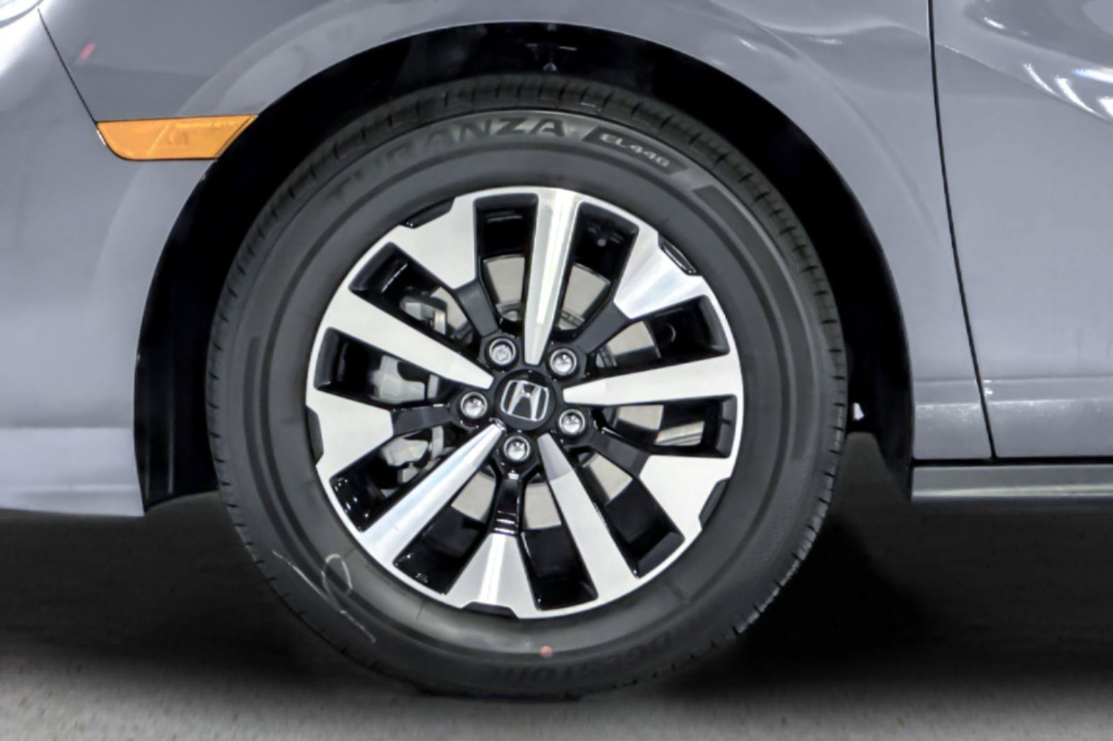 New 2027 Honda Odyssey EX-L image 25