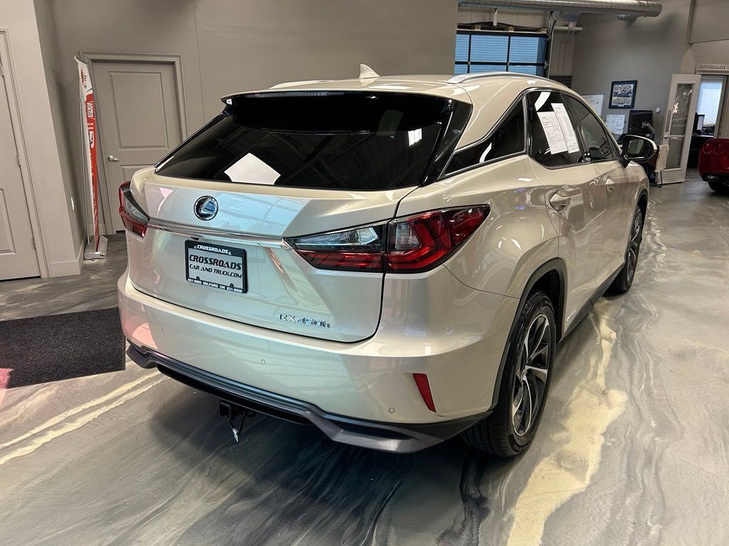 Used 2017 Lexus RX 450h AWD image 34
