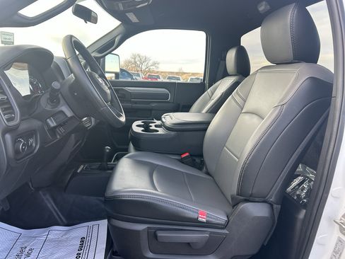 Used 2024 RAM 5500 Tradesman image 15