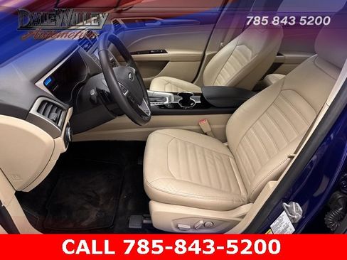 Used 2014 Ford Fusion SE w/ Equipment Group 202A image 13