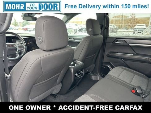 Used 2025 GMC Acadia Elevation image 28