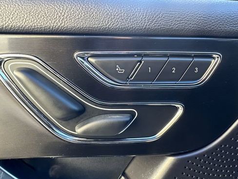 Used 2025 Lincoln Corsair AWD w/ Equipment Group 101A image 36