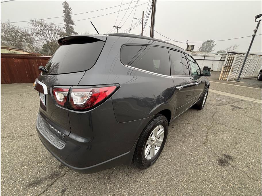 Used 2013 Chevrolet Traverse LT AWD/4WD image 4