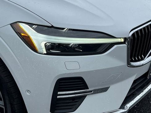 Certified 2022 Volvo XC60 B5 Inscription w/ Advanced Package image 9