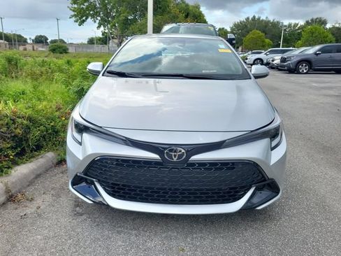 Used 2024 Toyota Corolla SE FWD image 2