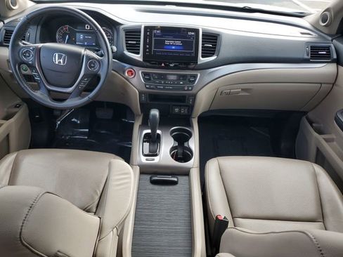 Used 2019 Honda Ridgeline RTL-T image 16