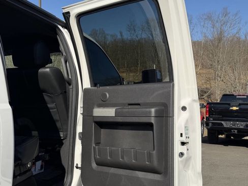 Used 2016 Ford F350 Lariat w/ Lariat Ultimate Package image 43