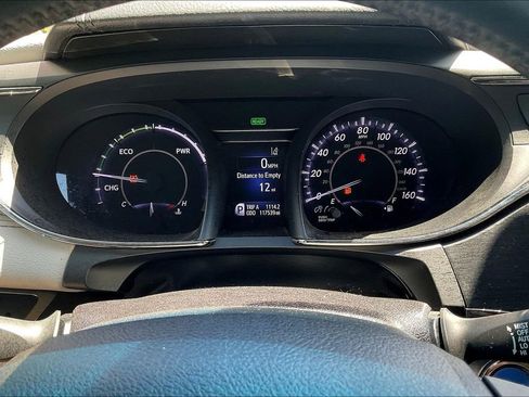 Used 2018 Toyota Avalon Limited FWD image 21