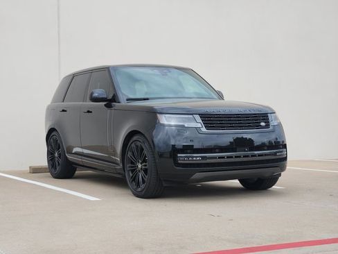 Used 2024 Land Rover Range Rover Autobiography image 3