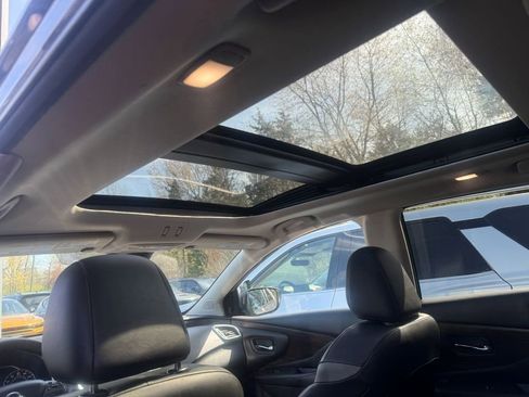 Used 2019 Nissan Murano Platinum image 19