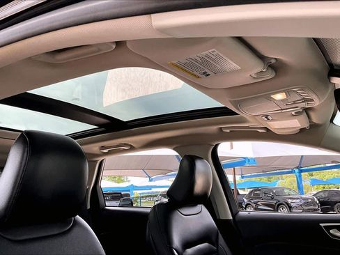 Used 2022 Ford Edge SEL w/ Convenience Package AWD/4WD image 14