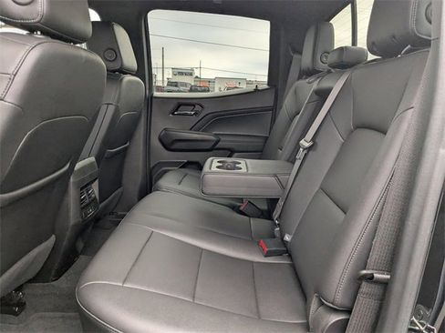 Certified 2023 Chevrolet Colorado LT w/ LT Convenience Package III image 14